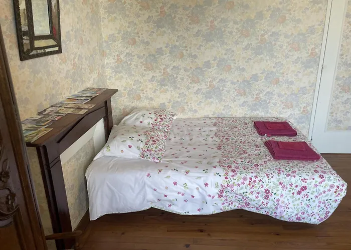 לינה וארוחת בוקר D'hotes Ferme Mahyas Saint-Jean-de-Savigny