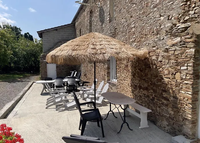 לינה וארוחת בוקר D'hotes Ferme Mahyas Saint-Jean-de-Savigny