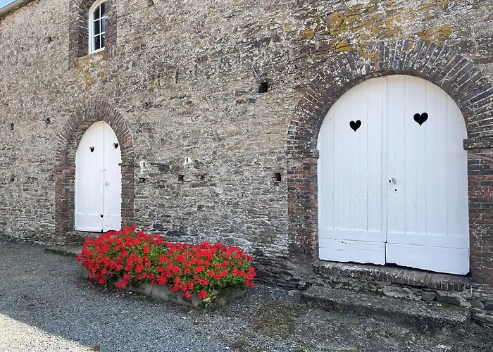 D'hotes Ferme Mahyas Saint-Jean-de-Savigny